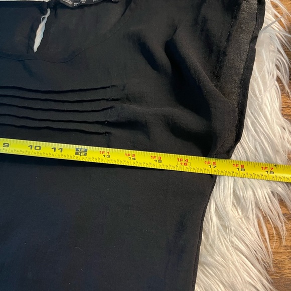 Zara Basic short sleeve shirt - Picture 8 of 9